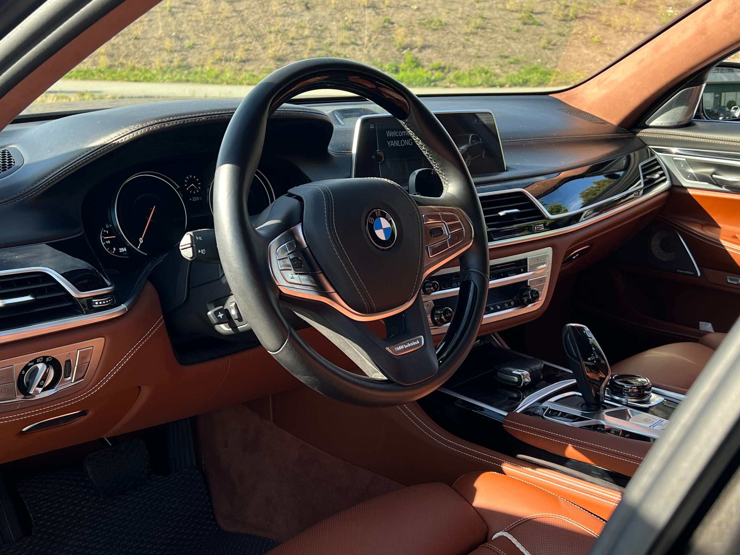 2016 BMW 750Li xdrive | No accident | BC Local | One owner - Image 13